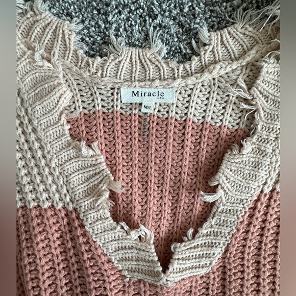 Miracle V-neck raw edge striped sweater - Picture 3 of 5